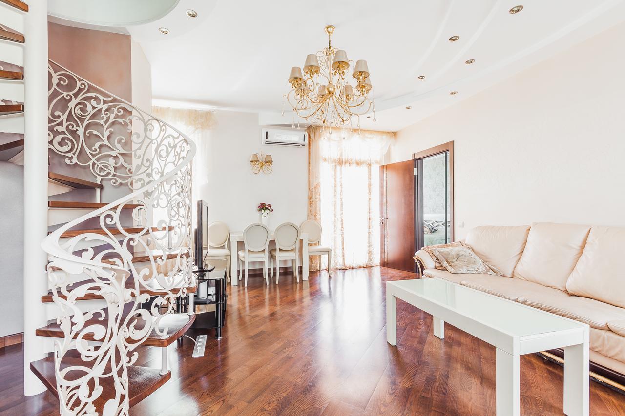 Two-level apartment Odesa Exterior foto